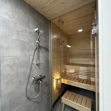 Kotimaailma - Uusi Rivitalokolmio Saunalla # 4 * Kokkola